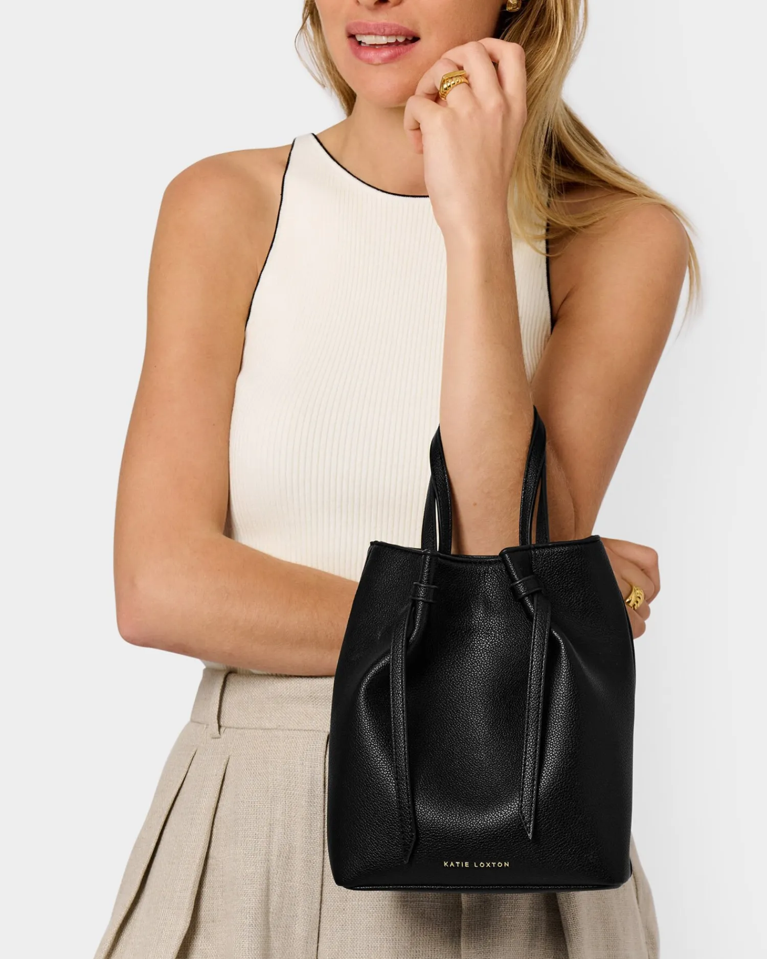 Katie Loxton Celina Bucket Bag Black Hot