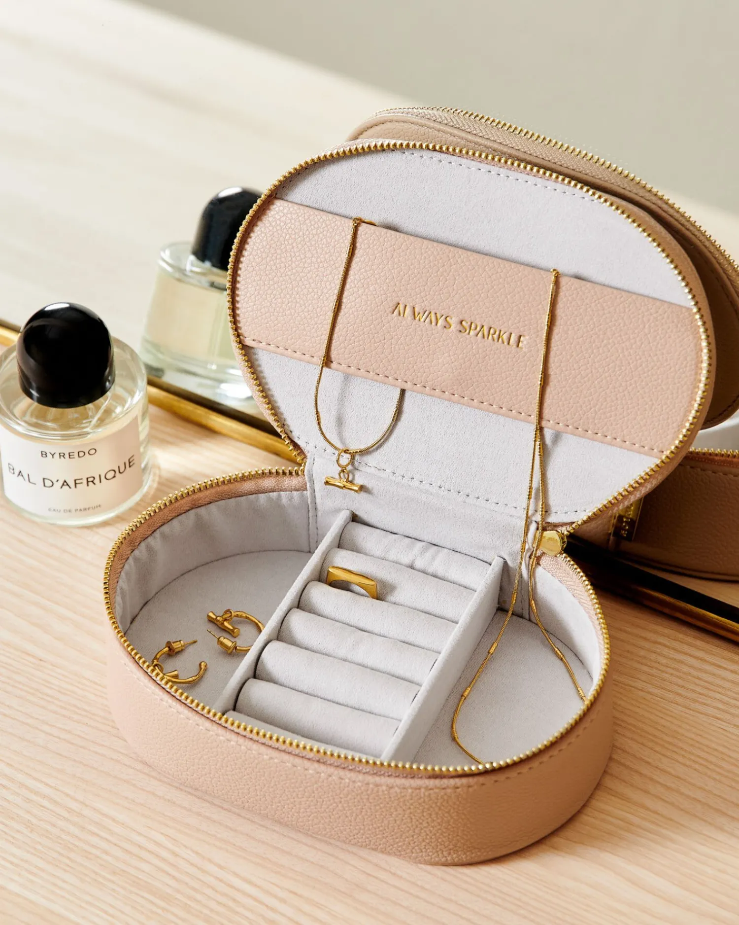 Katie Loxton Oval Jewellery Box Nude Pink Discount