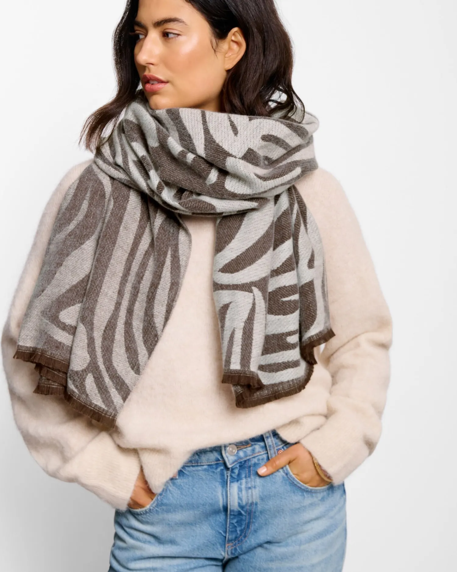 Katie Loxton Printed Blanket Scarf Chocolate Discount
